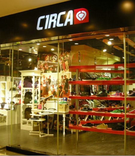 C1RCA休闲装店铺展示