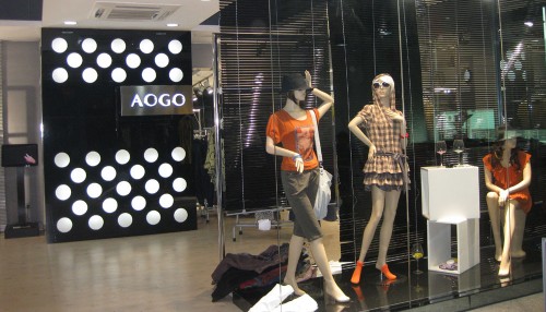 AOGO女装店铺展示