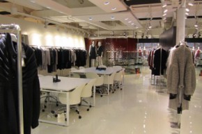 D.EXTERIOR店铺