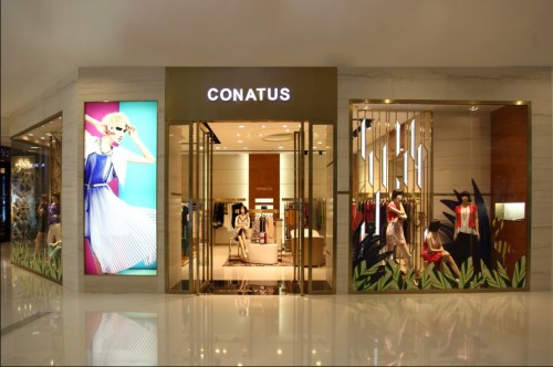 CONATUS女装店铺展示