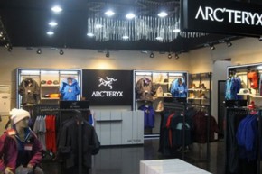 Arc teryx店铺展示