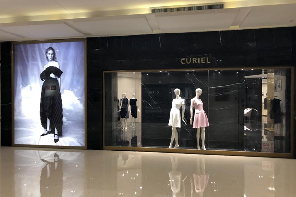 CURIEL女装店铺展示