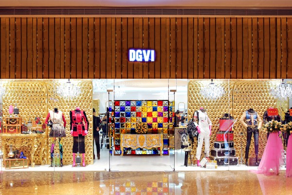 DGVI女装店铺展示