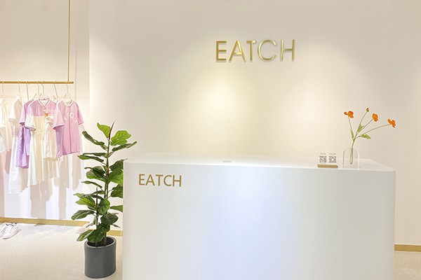 EATCH女装店铺展示