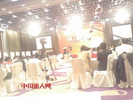 中国女人汇赞助商——千寻