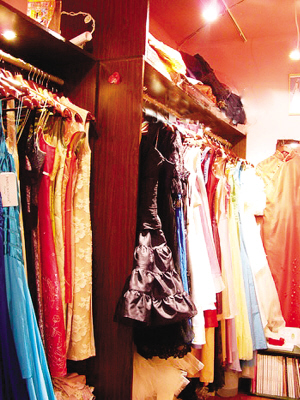 品牌服装争抢婚庆市场(图)
