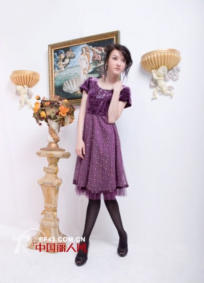 2010韩国俪思春夏服饰贯穿优雅华丽的个性穿衣理念
