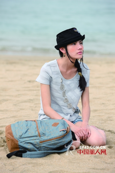 Gozo流行少女装 展现少女们的青春活泼热爱生活的一面（图）