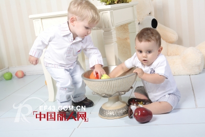 雅培婴幼童装 宝宝的健康安全最重要