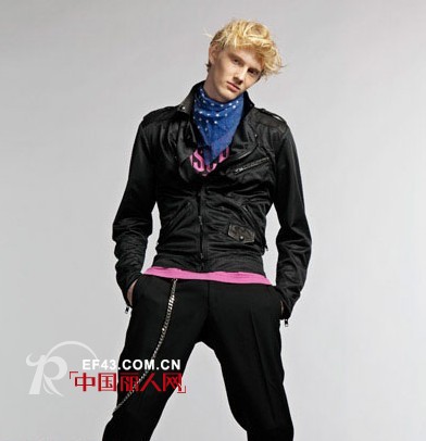 MOSCHINO2011早春反讽幽默风格男装新品