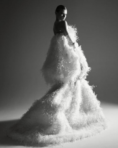 Dior女装高级定制系列大片夸张而复古的民族风情