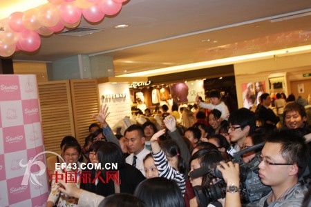凯蒂猫品牌内衣杭州周年庆在杭州银泰百货举行