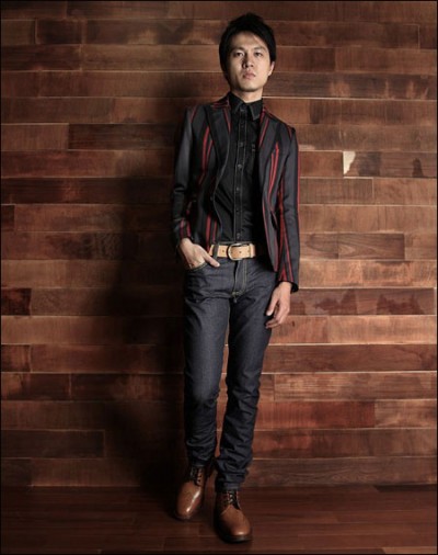 台湾品牌FIND2011经典小领衬衫  尽显优雅熟男风范