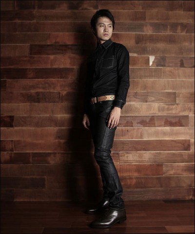 台湾品牌FIND2011经典小领衬衫  尽显优雅熟男风范