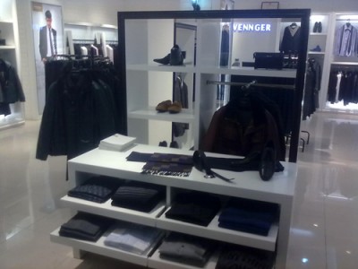 “VENNGER”温格2011年度业绩斐然，品牌版图再增2店！