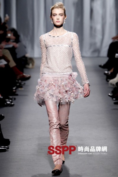 香奈儿Chanel女装2011春夏高级定制秀场--续