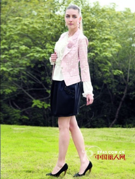 木帛女装新品发布会于2011年4月11—13号在杭州（临平）富邦国际大酒店隆重举行