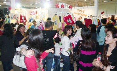 香港时尚购物展 momoking变身潮流达人