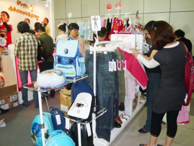 香港时尚购物展 momoking变身潮流达人