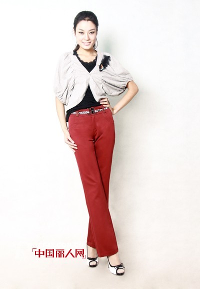 娅丽达品牌女装CHIC2011织就独属你的风格