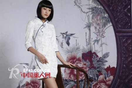 深圳花儿开了个性品牌凤格格打造高端中国时尚旗袍