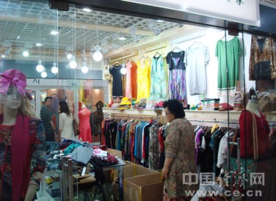 上海开设首家韩国主题服装批发市场