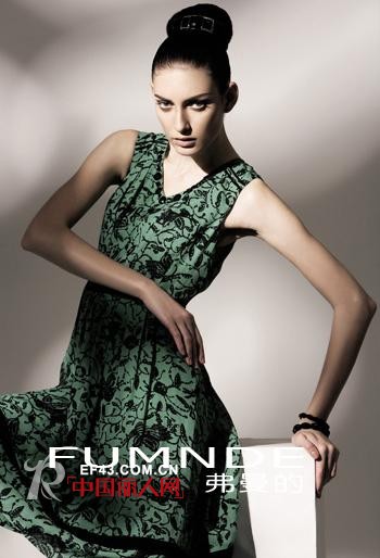 FUMNDE弗曼的女装简约大方的实用主义
