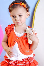 丑丑婴幼儿服饰出席2011CBME展现品牌魅力