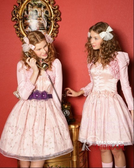 花儿开了旗袍洛丽塔系列女装精品 缔造时尚靓丽潮流