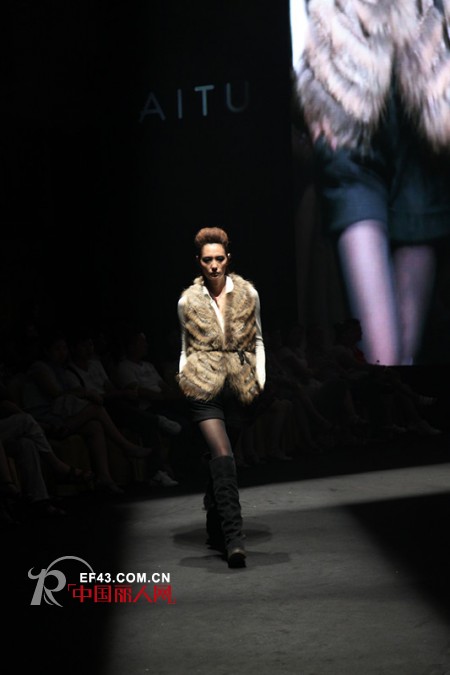 AITU艾托奥品牌女装“CHIC2011”冬季新品发布会圆满落幕