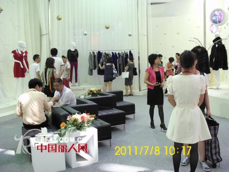 MISSK：像赫本一样优雅--记MISSK参加第十一届深圳服博会