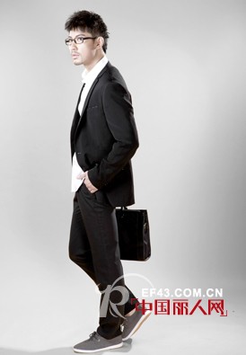 卡思迪莱品牌男装  让中国男人穿出尊严和骄傲