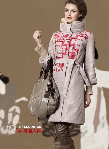 阁兰·苏珊品牌女装  为认真的女人们提供“穿衣方案”