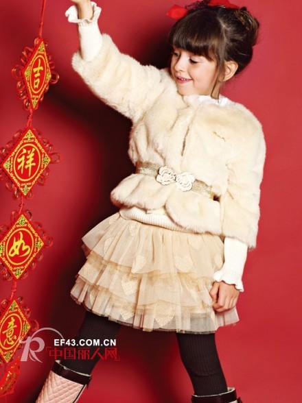 “中国好童装”红黄蓝  给孩子们的冬日温暖
