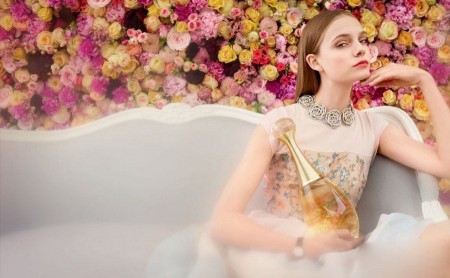 Dior2012圣诞系列梦幻广告大片演绎爱丽丝梦游仙境