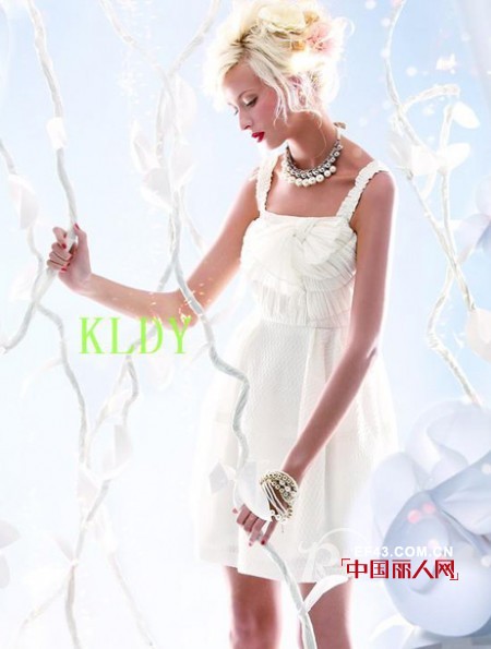 K.L.D.Y克洛迪雅品牌女装  用柔美手法诠释现代女性风情