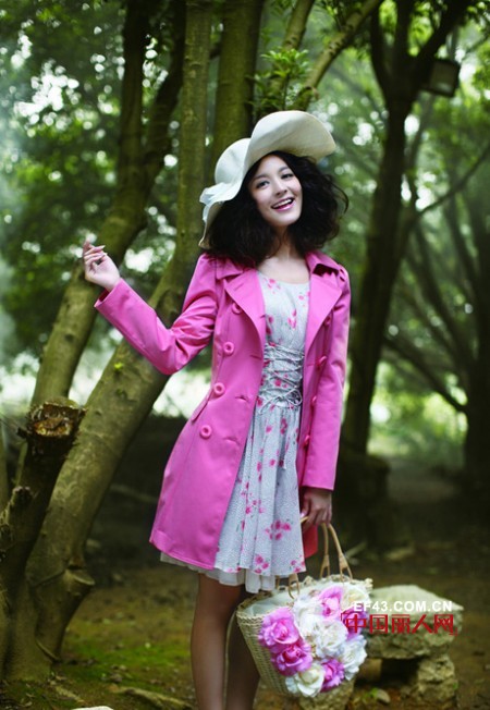 湘诺女装2012春夏新品呈现完美时尚