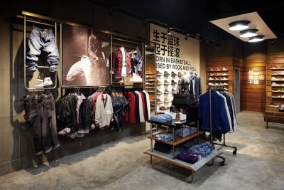 CONVERSE 三里屯Village新店袭来