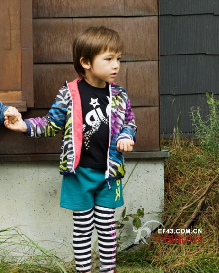 X-LARGE儿童服装系列 时尚混搭的街头风