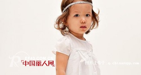 IKKS童装品牌婴儿系列  打造婴孩的五彩梦幻季节
