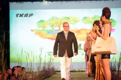 SKAP2012“LAND”秋冬新品发布会拉开帷幕
