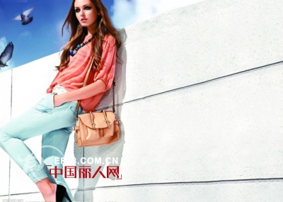 衣伴沁香引领“中国品牌折扣销售的导向地位”