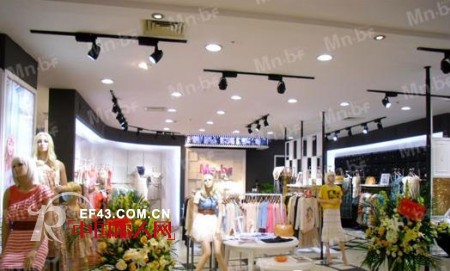 曼诺·比菲品牌女装成功进驻长沙百联东方商厦专