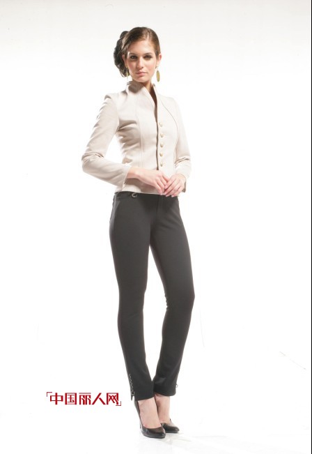 “宝薇”品牌女裤打造中国商务休闲第一品牌