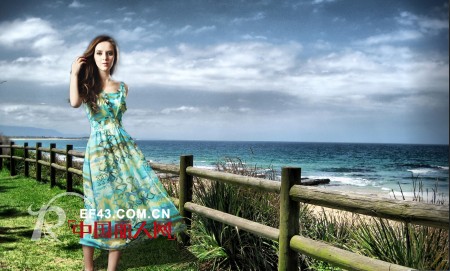 风旗女装2012夏季连衣裙  感受海边的浪漫风情