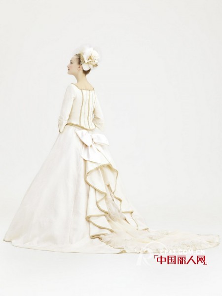 女人的美丽童话--日本奢侈礼服品牌Takami婚纱