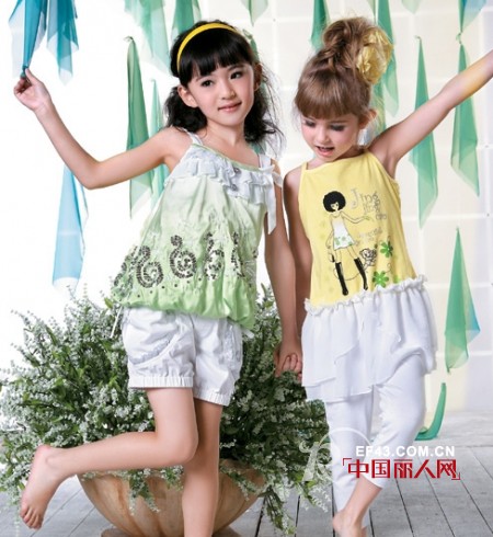 菁菁草时尚童装 带给孩子一个绿色童年