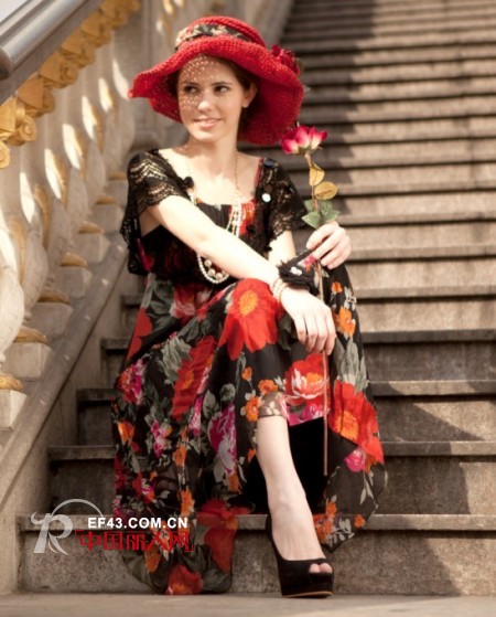 安娜.丽斯时尚女装 复古与时尚的完美融合