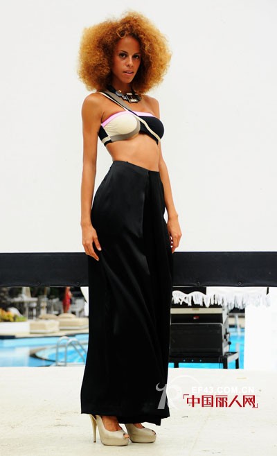 内衣品牌大全 迈阿密2012夏季泳装