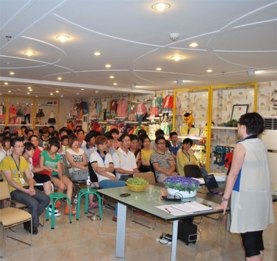 123童装2012上海展会表彰总结大会